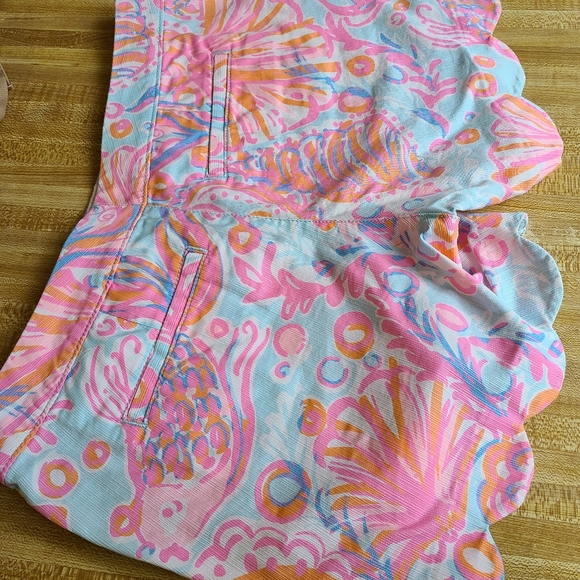 Lilly Pulitzer Pants - LP Too Much Bubbly Buttercup shorts size 0